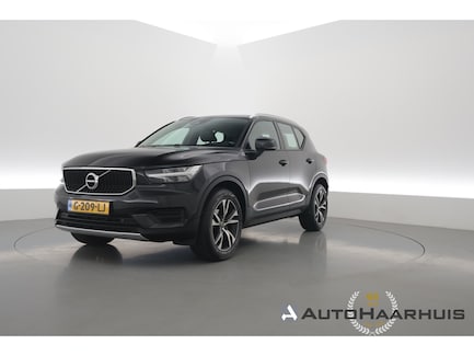Volvo XC40 0