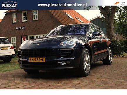 Porsche Macan 0