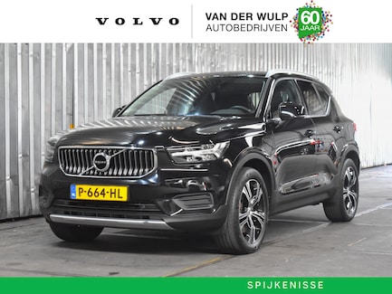 Volvo XC40 0