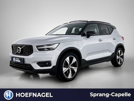 Volvo XC40 0