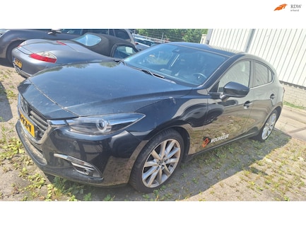 Mazda 3 0