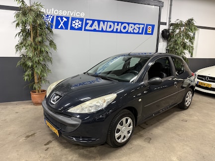 Peugeot 206+ 0
