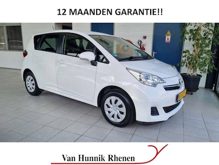 Toyota Verso-S 0