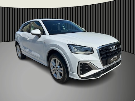 Audi Q2 0