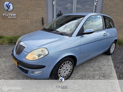 Lancia Ypsilon 0
