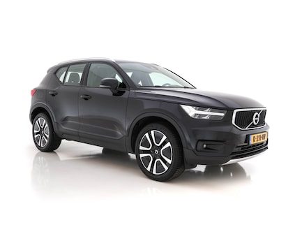 Volvo XC40 0