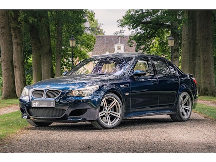 BMW M5 0