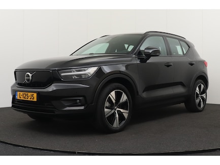 Volvo XC40 0