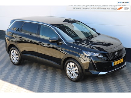 Peugeot 5008 0