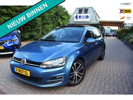 Volkswagen Golf 0