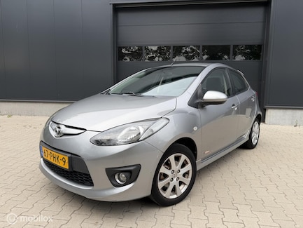 Mazda 2 0