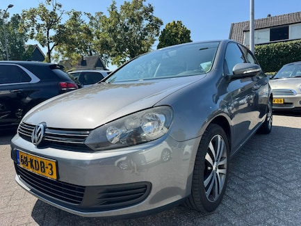 Volkswagen Golf 0