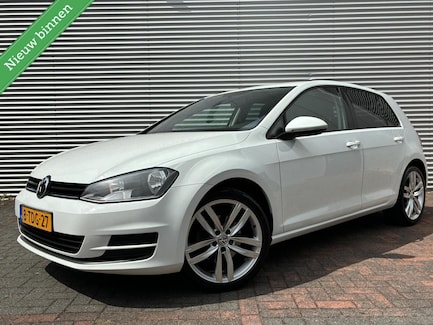 Volkswagen Golf 0