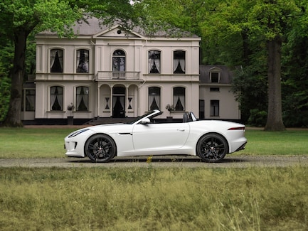 Jaguar F-Type 0