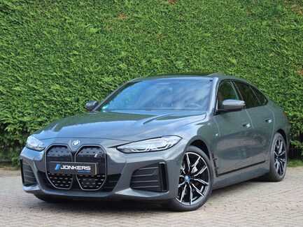 BMW i4 0