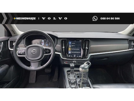Volvo V90 Cross Country 0