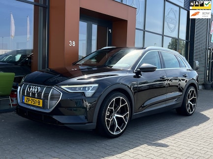 Audi E-tron 0
