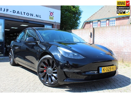 Tesla Model 3 0