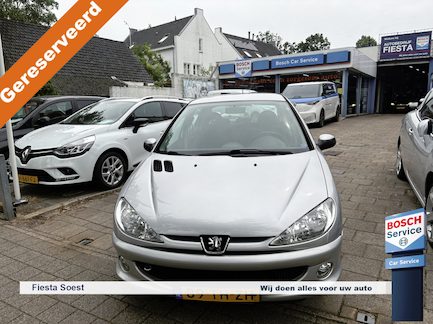 Peugeot 206 0