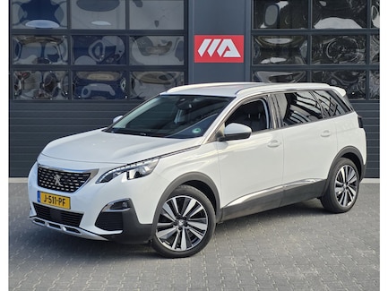 Peugeot 5008 0