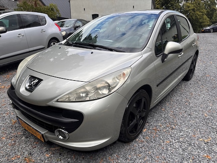 Peugeot 207 0