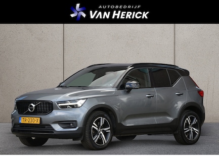 Volvo XC40 0