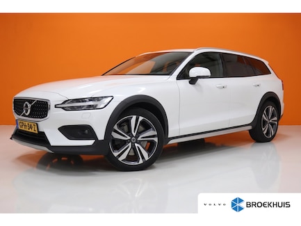 Volvo V60 Cross Country 0