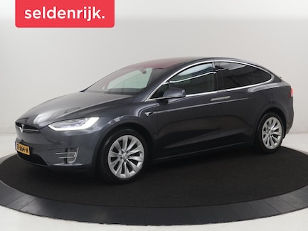 Tesla Model X 0