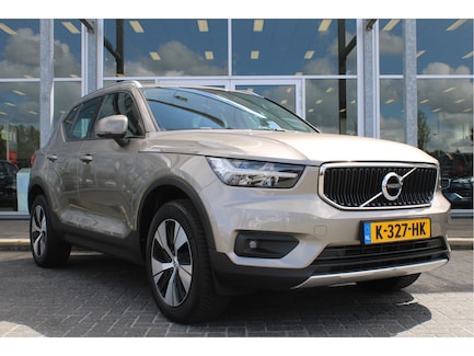 Volvo XC40 0