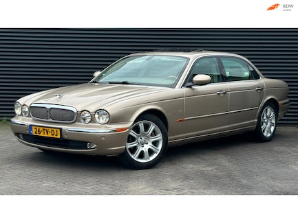 Jaguar XJ 0