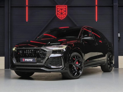 Audi RS Q8 0
