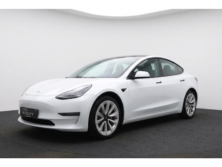 Tesla Model 3 0
