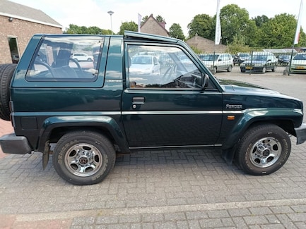 Daihatsu Feroza 0