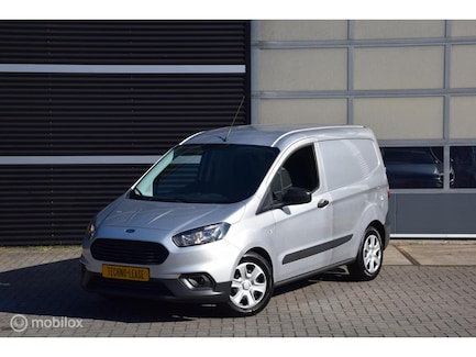 Ford Transit Courier 0