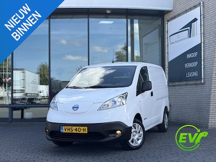 Nissan E-NV200 0