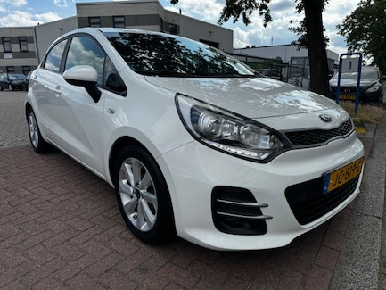 Kia Rio 0