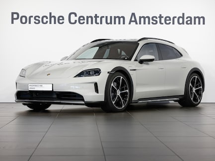 Porsche Taycan Cross Turismo 0