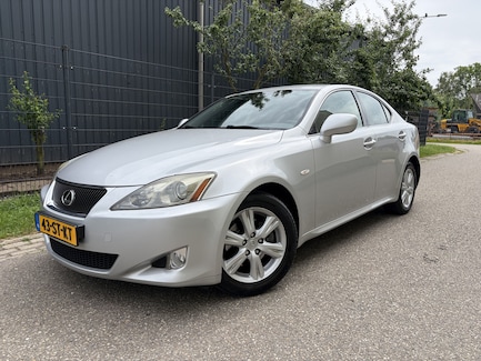 Lexus IS 0