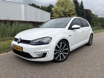 Volkswagen Golf 0