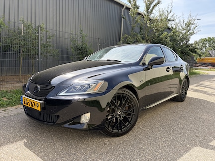 Lexus IS 0