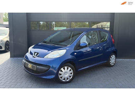 Peugeot 107 0