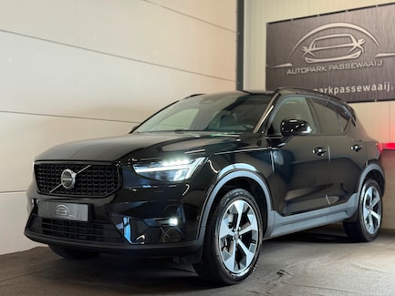 Volvo XC40 0