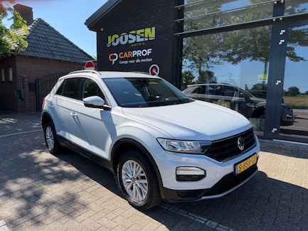 Volkswagen T-Roc 0