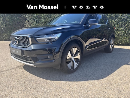 Volvo XC40 0