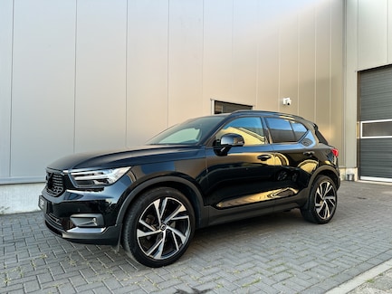 Volvo XC40 0
