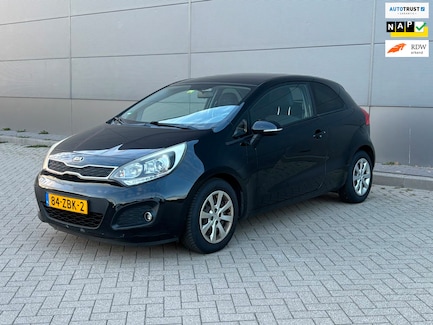 Kia Rio 0