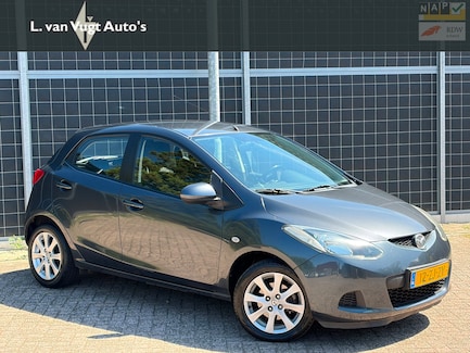 Mazda 2 0