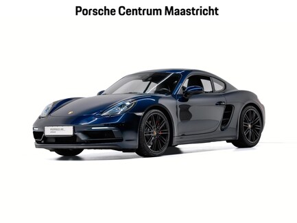 Porsche 718 Cayman 0