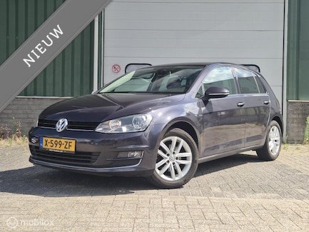 Volkswagen Golf 0