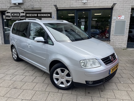 Volkswagen Touran 0